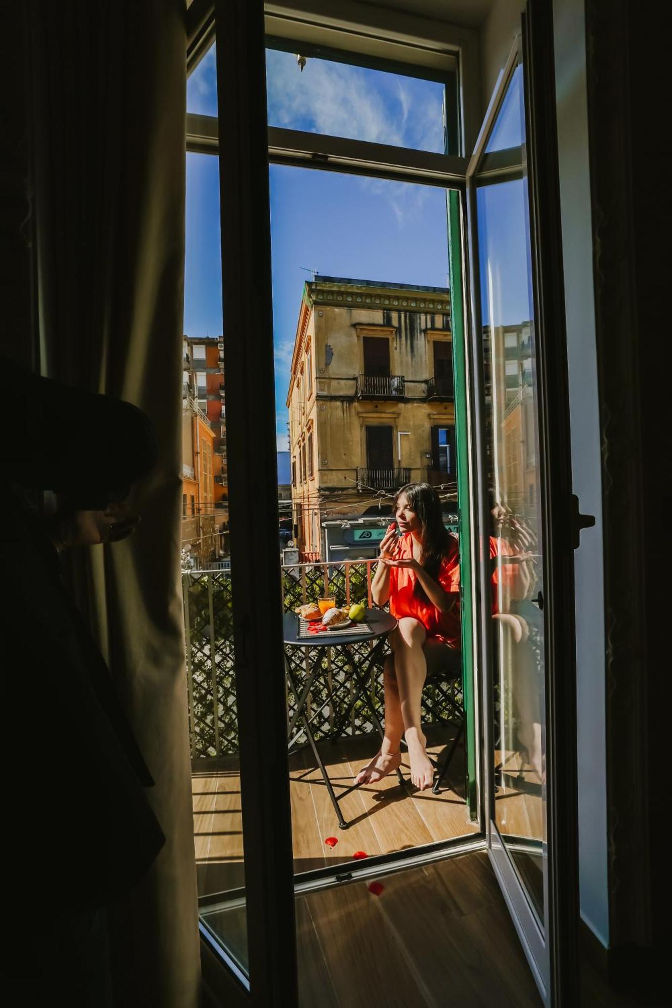 Casamira B&B Napoli Centrale Exteriör bild